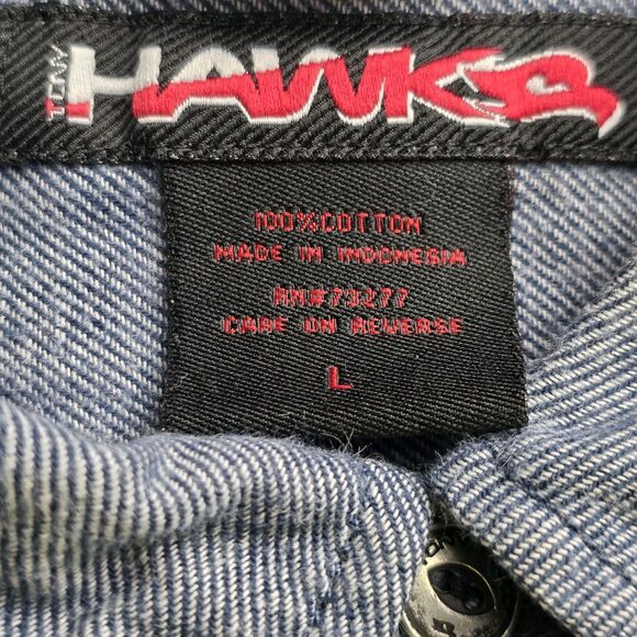 Tony Hawk Men's Large Blue Short Sleeve Button Up Shirt * MISSING (1) BUTTON - Picture 4 of 8